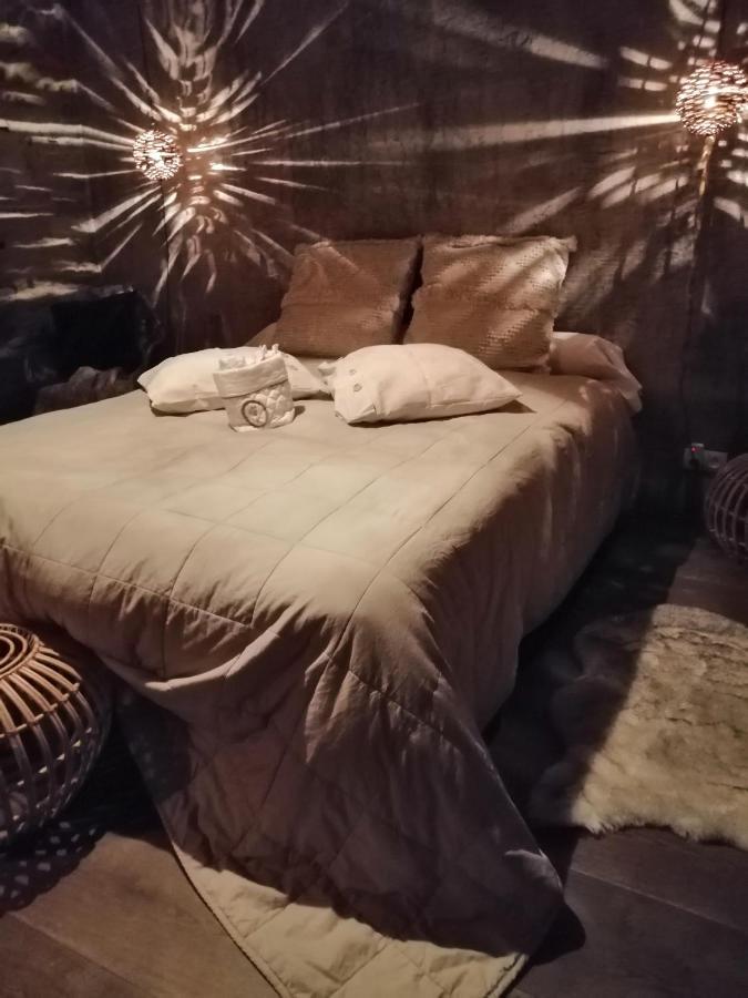 Le Hangar Des Voyageurs Petit-Halleux Экстерьер фото
